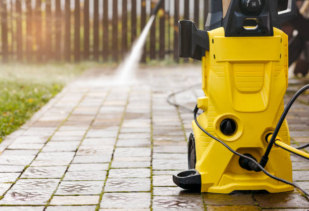 Best Sidewalk and Walkway Pressure Cleaning in Mequon, WI